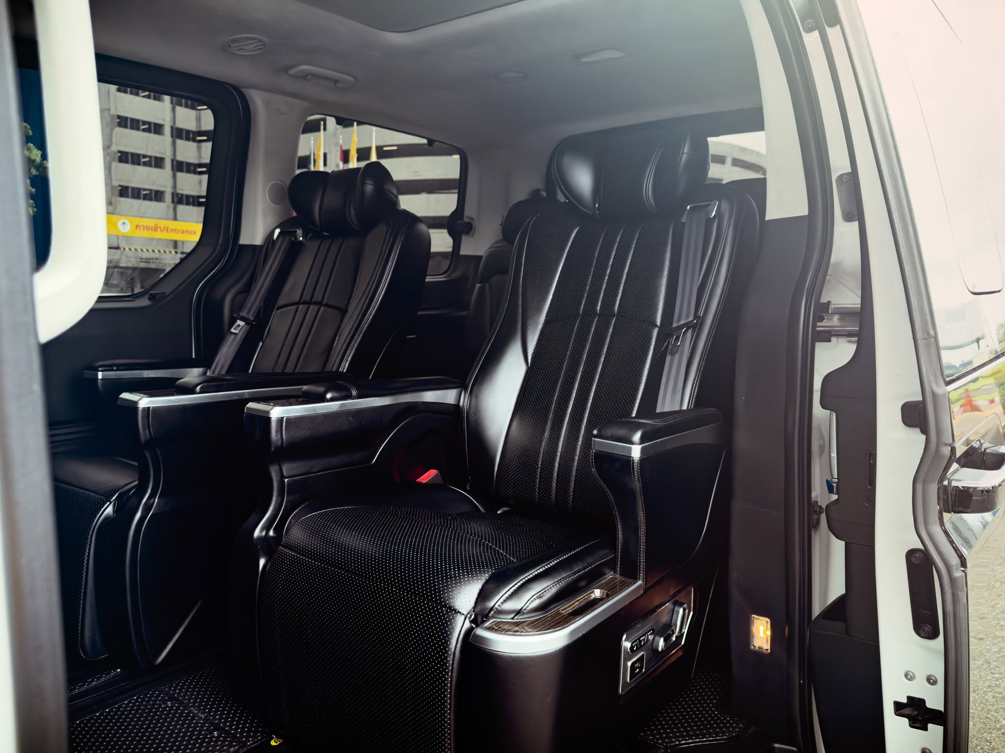 Hyundai Staria interior